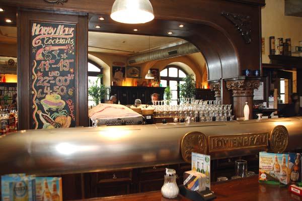 Dillinger Chicago Bar'n Grill